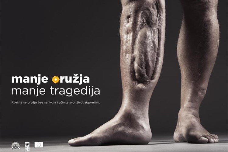 Slika PU_BB/slike vijesti/Oružje/oruzje03.jpg